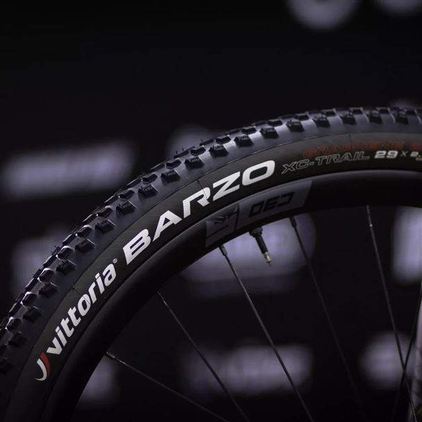 VITTORIA Barzo 27.5x2.25 XC Trail Full Black G2.0