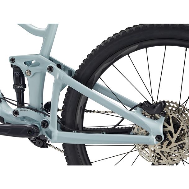 Intrigue LT 1 S Soap Suds M24