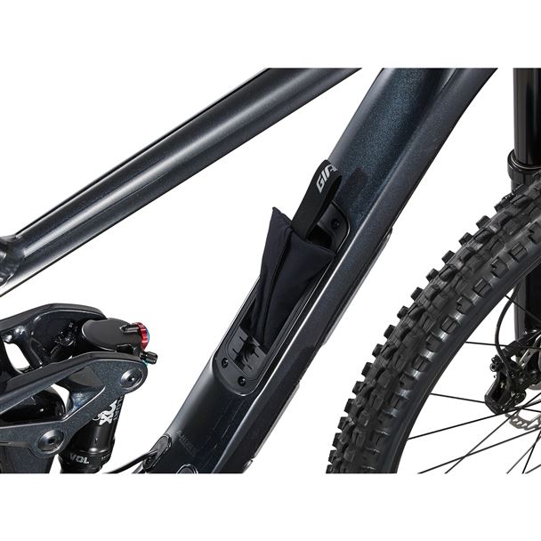 Trance X 2 M Metallic Black