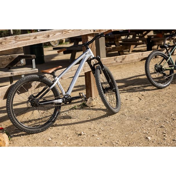 STP 26-Liv One Size Brush Aluminum