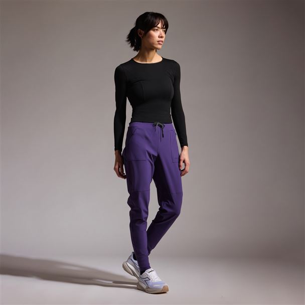 GORE Everyday Track Pants Womens purple indigo L