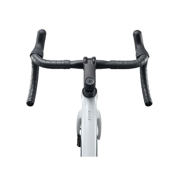 Defy Advanced 2 M Pearl White