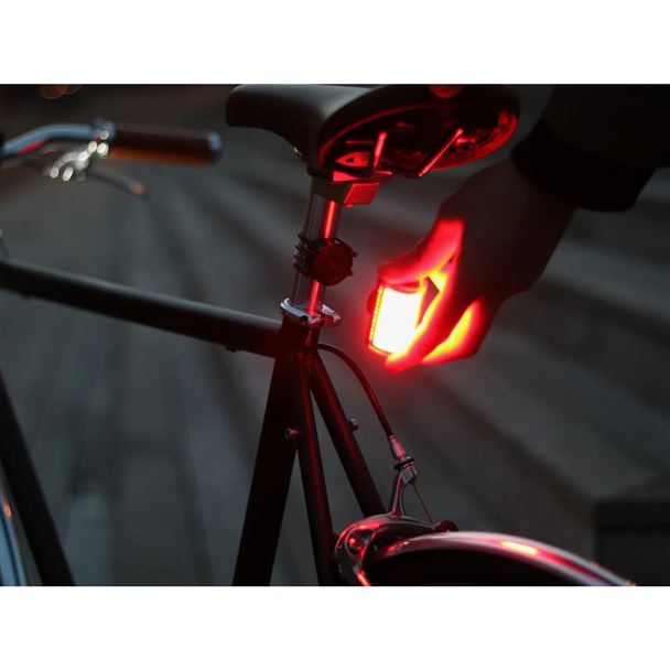 SHAPEHEART Magnetic rear light