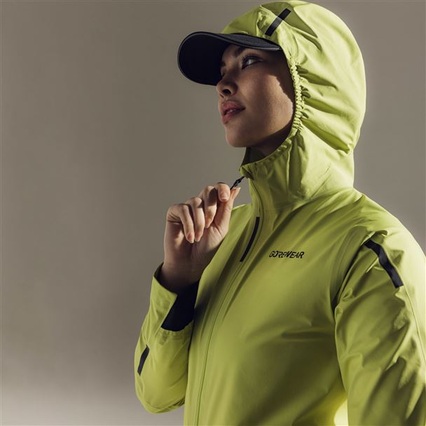 GORE CONCURVE GORE-TEX Jacket Womens lime yellow 42