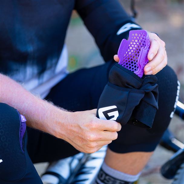 G-FORM Terra Knee Guard M