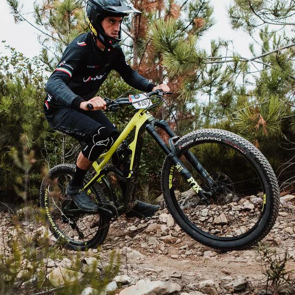 VITTORIA Agarro 27.5x2.35 Trail 4C anth-blk-blk G2.0